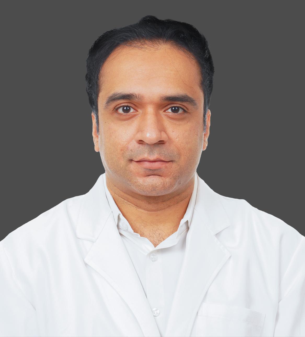 Dr. Ravindra Budhwani 
