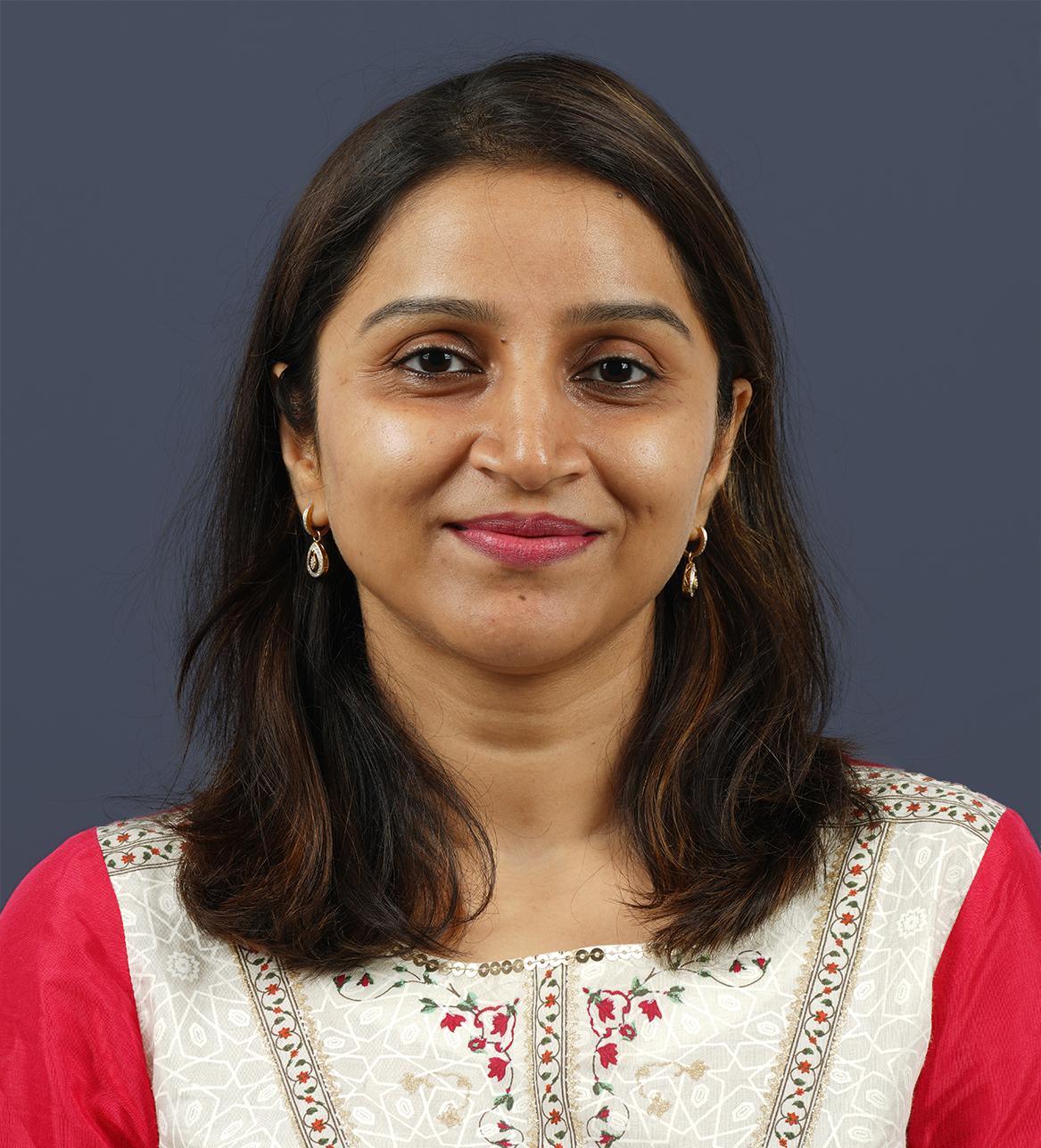 Dr.Aparna H Mahajan
