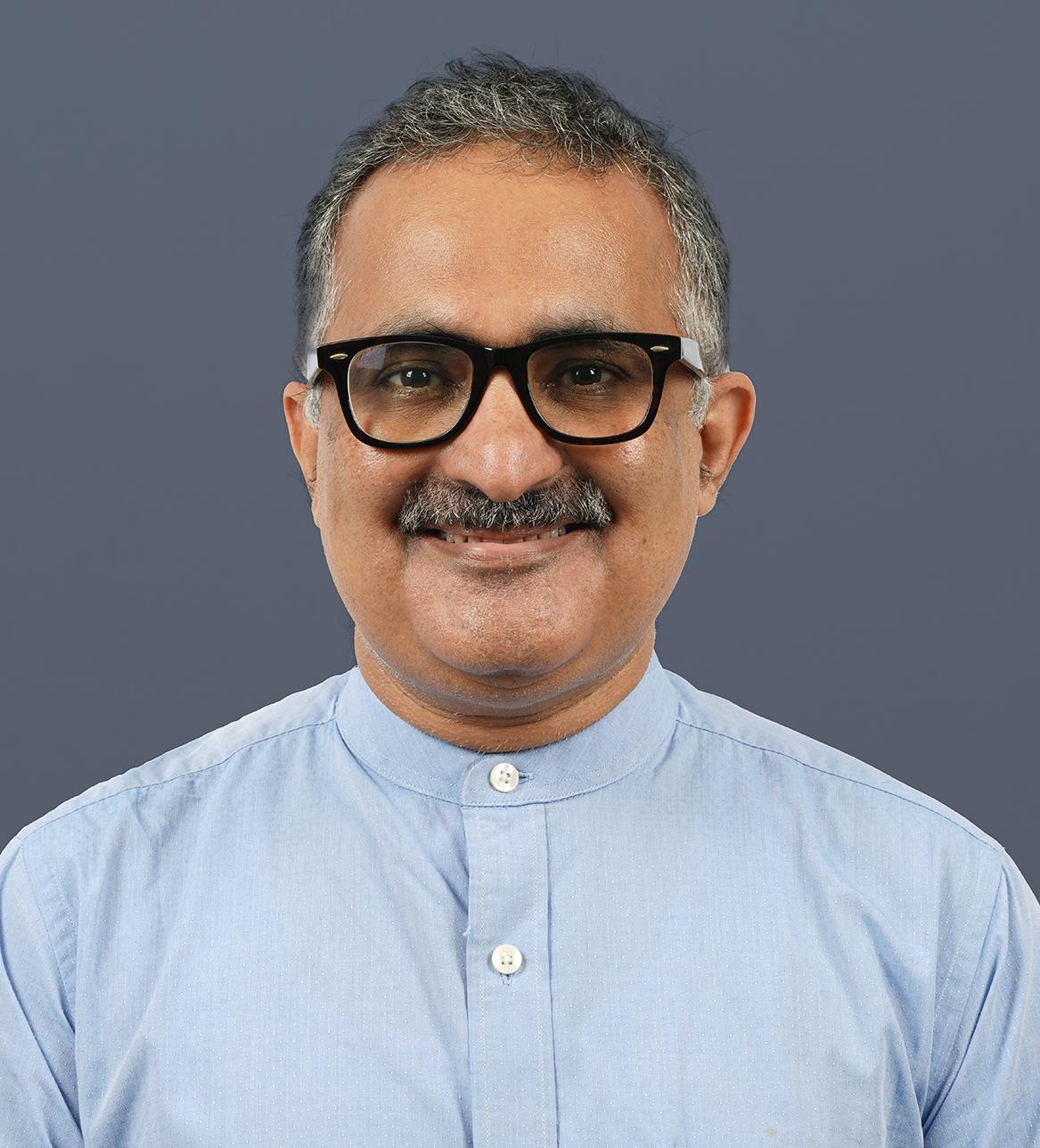 Dr.Dheeraj Arora