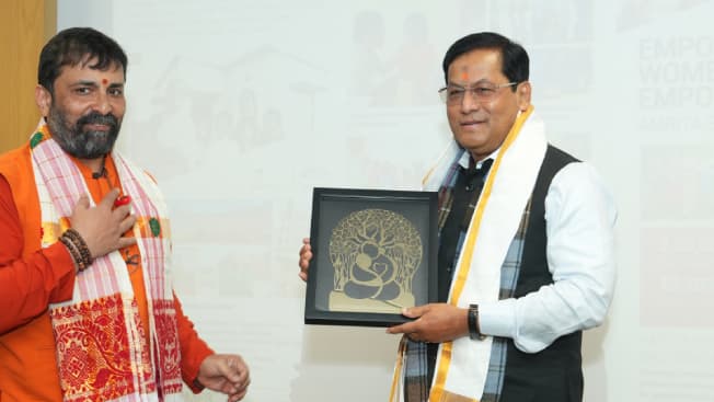 Hon’ble Union Minister Shri Sarbananda Sonowal Visits Amrita Hospital, Faridabad